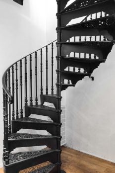 SPV1-4 – Victorian Spiral Staircase